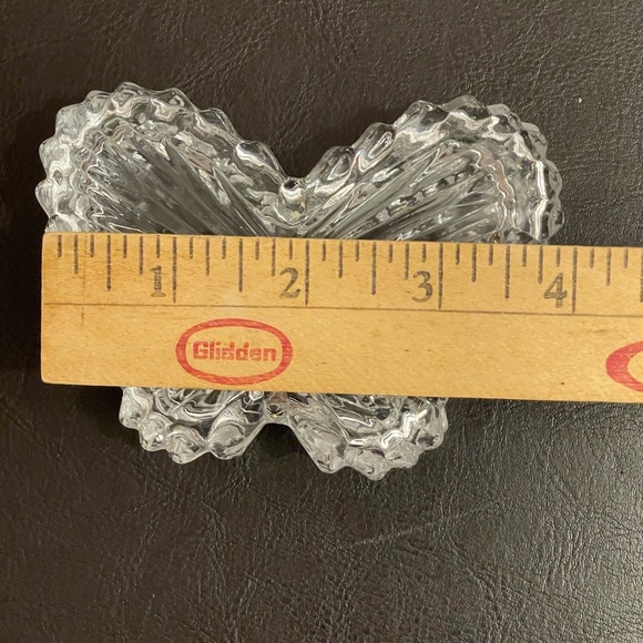 Stunning Butterfly Shaped Cut Crystal Glass Trinket Dish With Lid. EUC - Picture 7 of 8